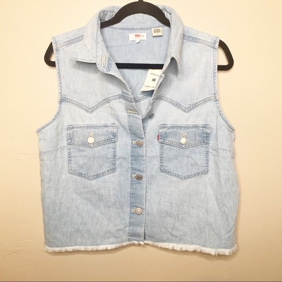 NWT Levi’s SLEEVELESS ADDISON SHIRT - Picture 2 of 5